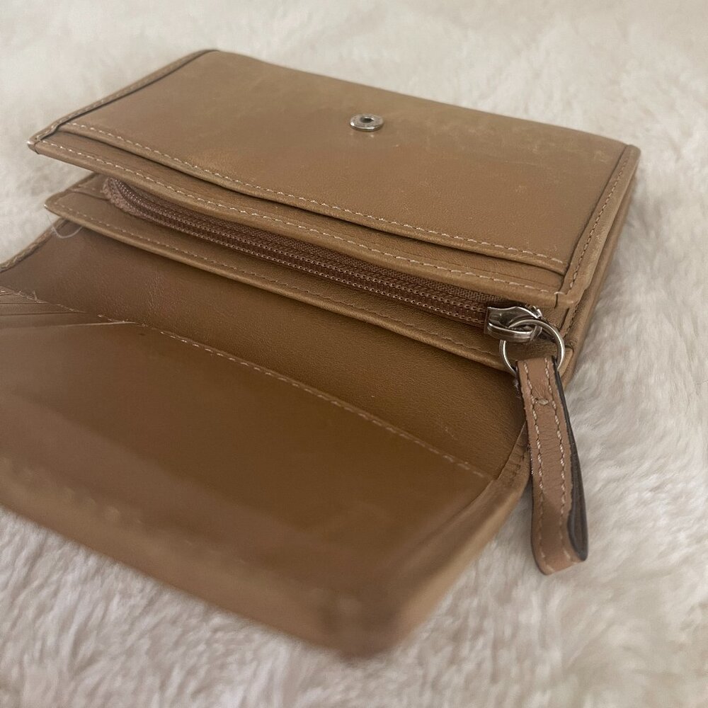 Coach Hamilton Tan Leather Wallet Bi-Fold Snap Closure Logo - Picture 11 of 15